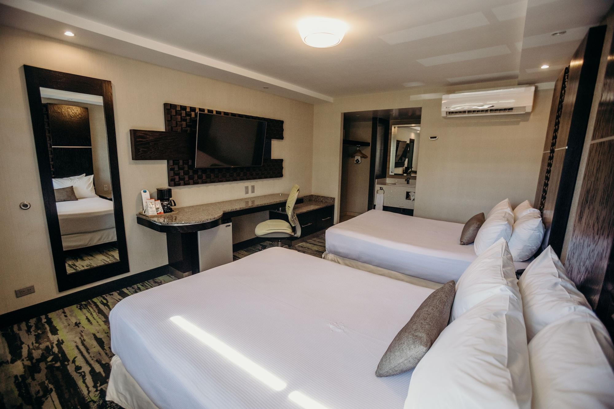 Hotel Calafia Мехикали Экстерьер фото