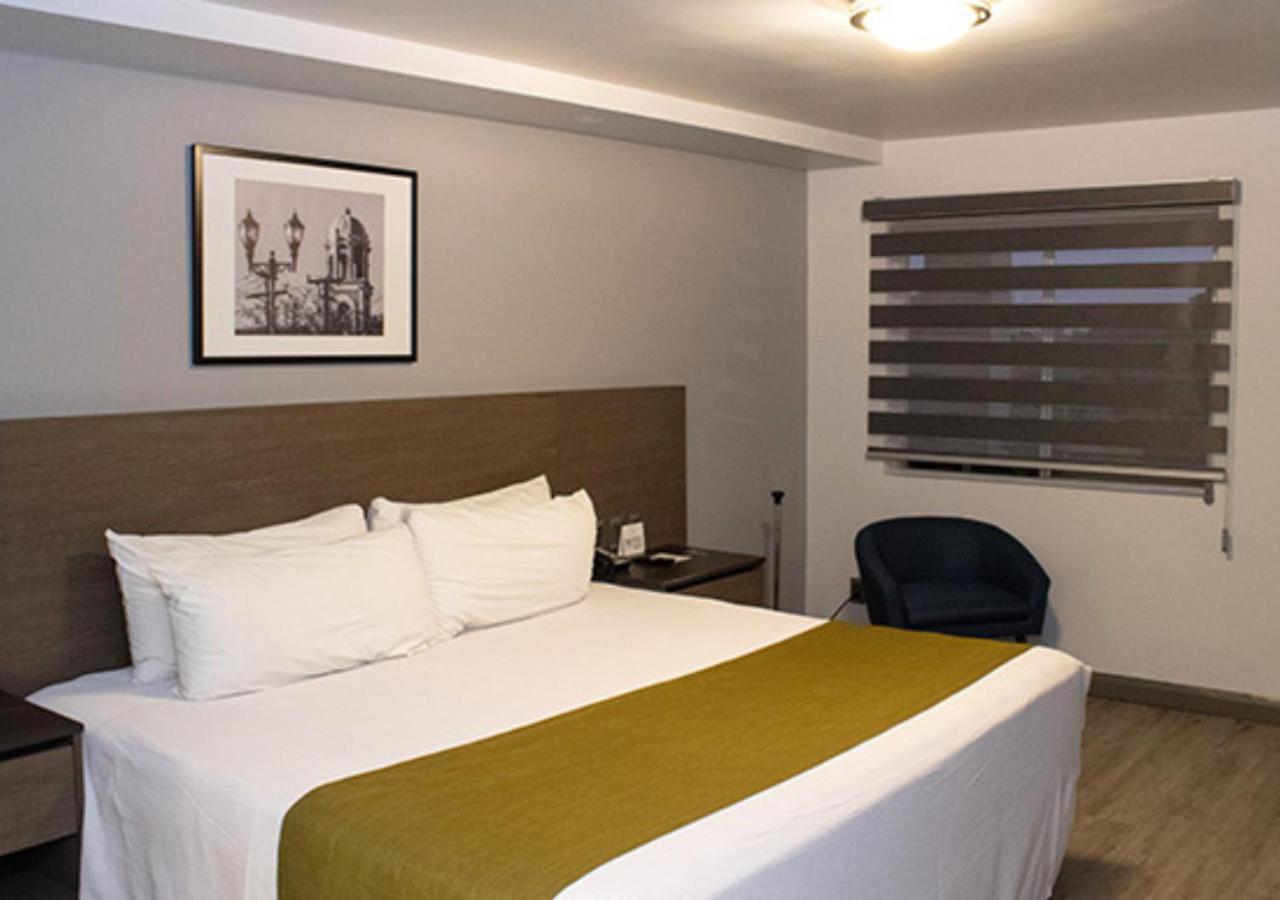 Hotel Calafia Мехикали Экстерьер фото